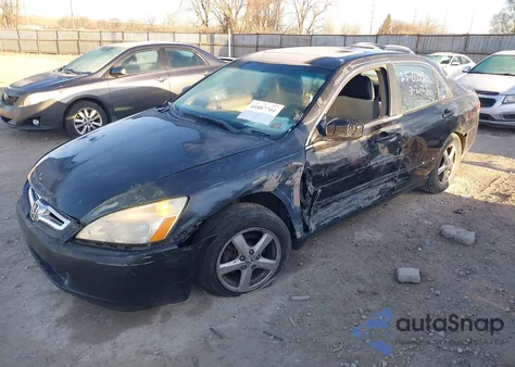 2004 Honda Accord 2.4 Ex z USA, uszkodzony, nr VIN 1HGCM56684A072852